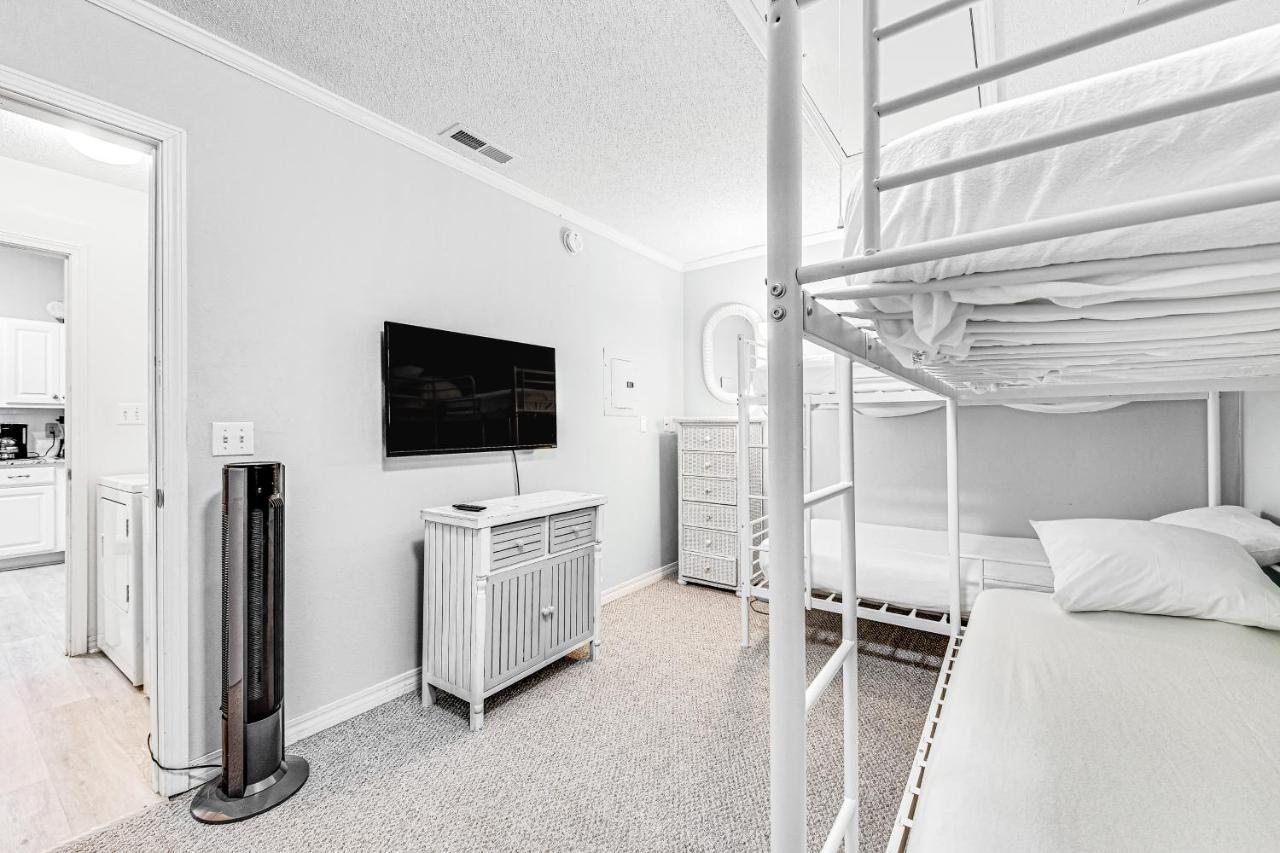 5 Bed 2 Bath Vacation Home In 德斯廷 外观 照片